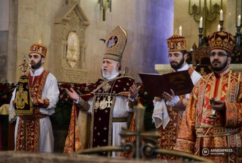 Первопрестольный Святой Эчмиадзин Гарегин. Пасха в армянской церкви. Затик в Армении 2020. 16 Апреля в армянских церквях богослужение посвященное Пасхе.