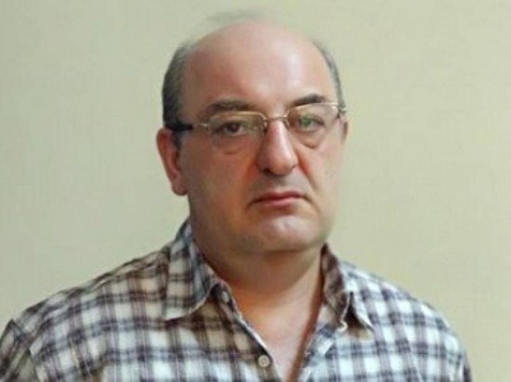 «Մուրադովը քաղաքական ապտակ հասցրեց վարչապետին». Արմեն Բադալյան