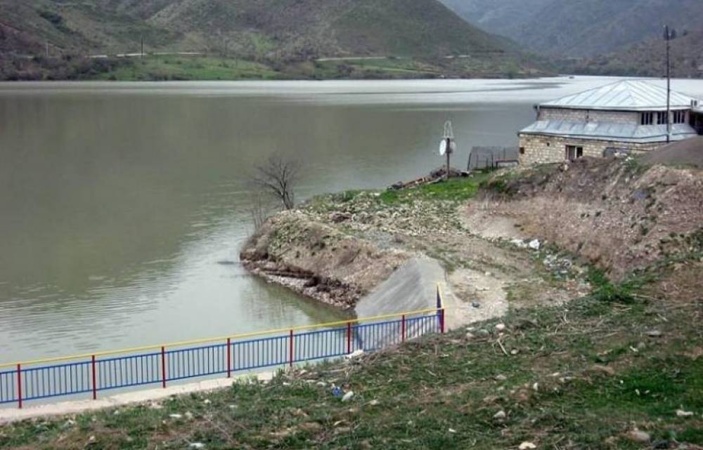 Սելի փոխարեն սելվորն է ճռռում. «Փաստ»