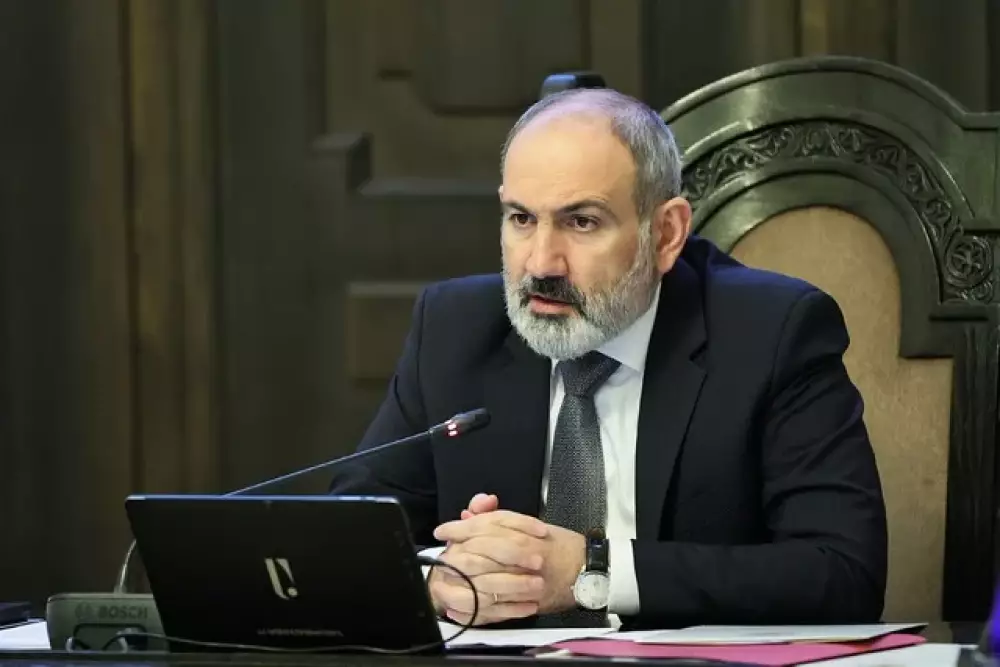 Փաշինյանի վախերը լույսի արագությամբ աճում են․  «Հրապարակ»
