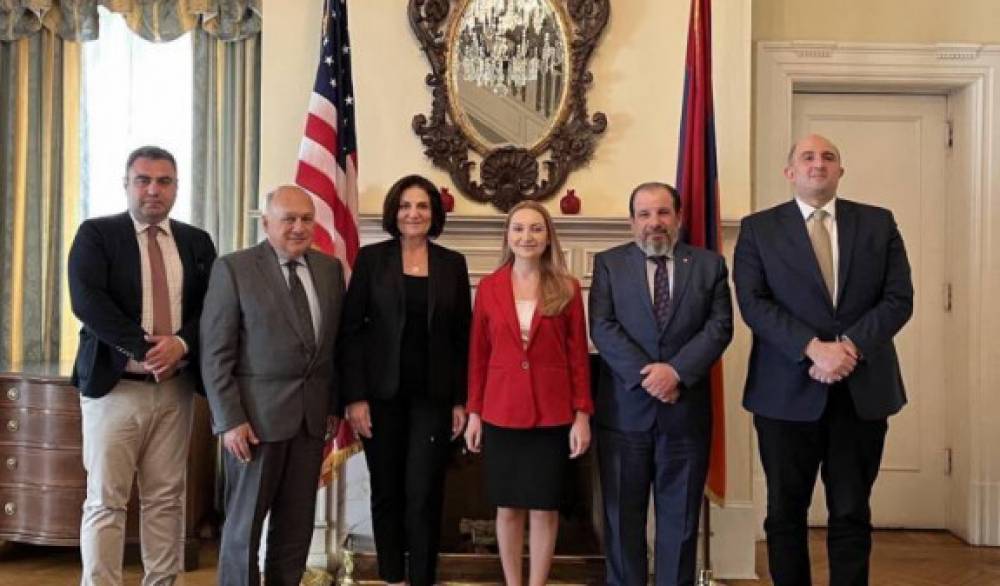 Ովքեր են Մակունցի հետ հանդիպած դաշնակցականները. «Հրապարակ»