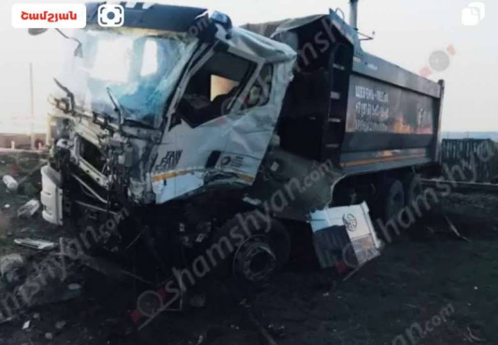 Գյումրի-Երևան արագընթաց գնացքը բախվել է բեռնատարին. կան վիրավորներ