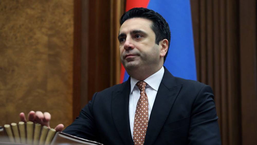 «Քաղաքացու վրա թքող ԱԺ նախագահ ունեցող երկրի, ո՞ր վարկանիշի անկումից եք անհանգստացել»