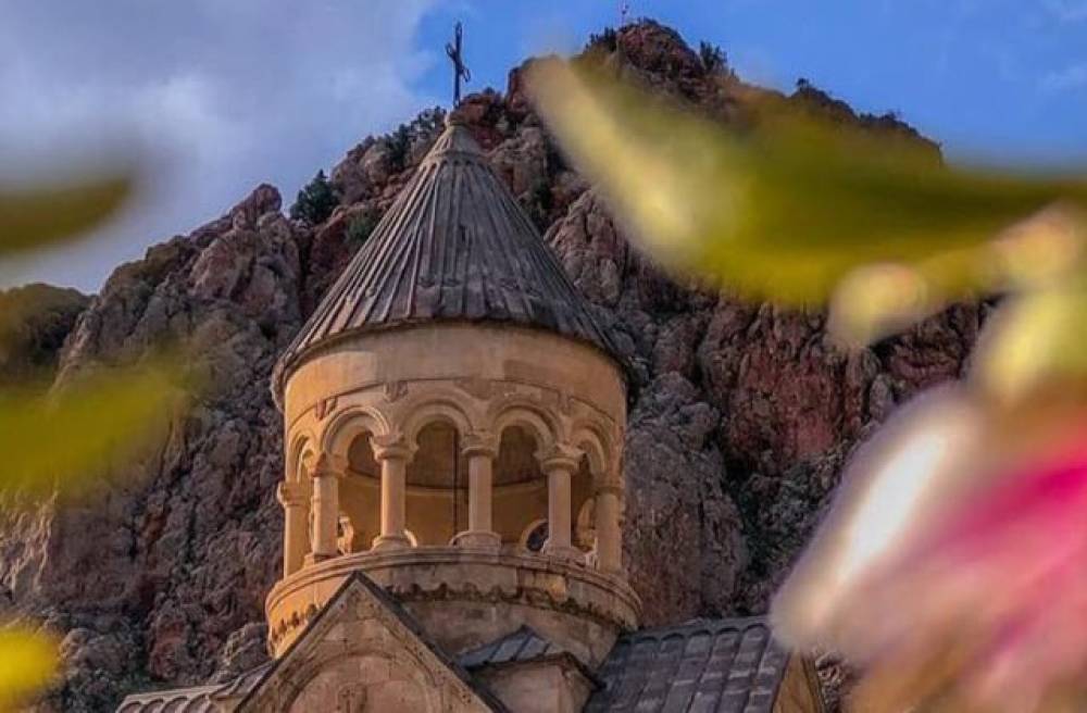 Հիշի՛ր, որ կողքիդ ամենակարող Աստված ունես