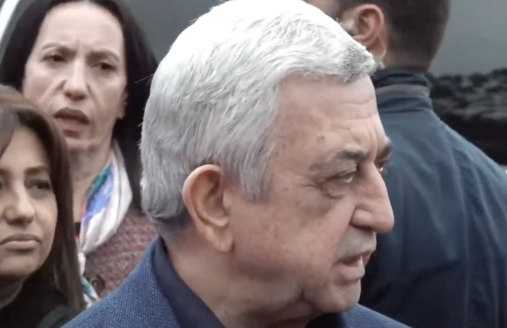 Իսկ ո՞վ է ասում, որ իրենք խաղաղության են գնում, ով կուզի բանակցել այսպիսի վիճակում գտնվող երկրի հետ․ Սերժ Սարգսյան