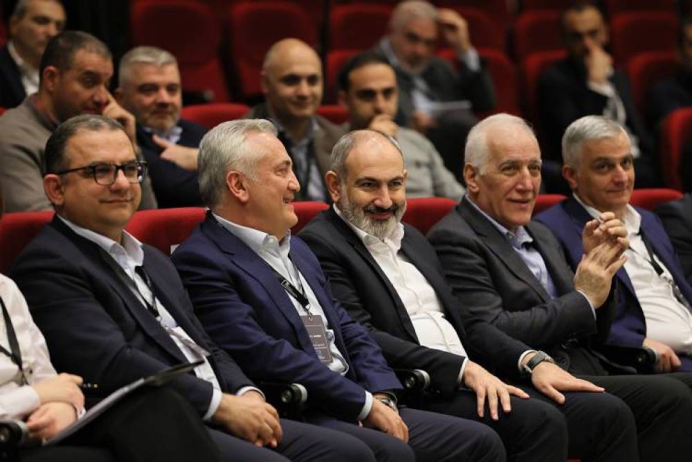 Դիլիջանի տնտեսական ֆորումը հետաքրքիր էր միայն Փաշինյանի համար․ «Հրապարակ»