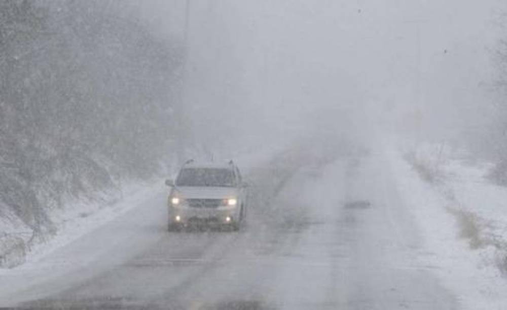 Ամասիայի, Աշոցքի տարածաշրջաններում, Արագած գյուղում ձյուն է տեղում