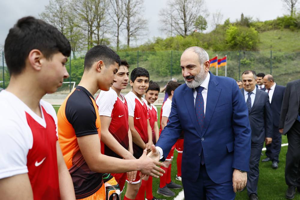 Գիլոյան, դե առաջին պասը դու տուր․ Նիկոլ Փաշինյանն այցելել է Չորաթան