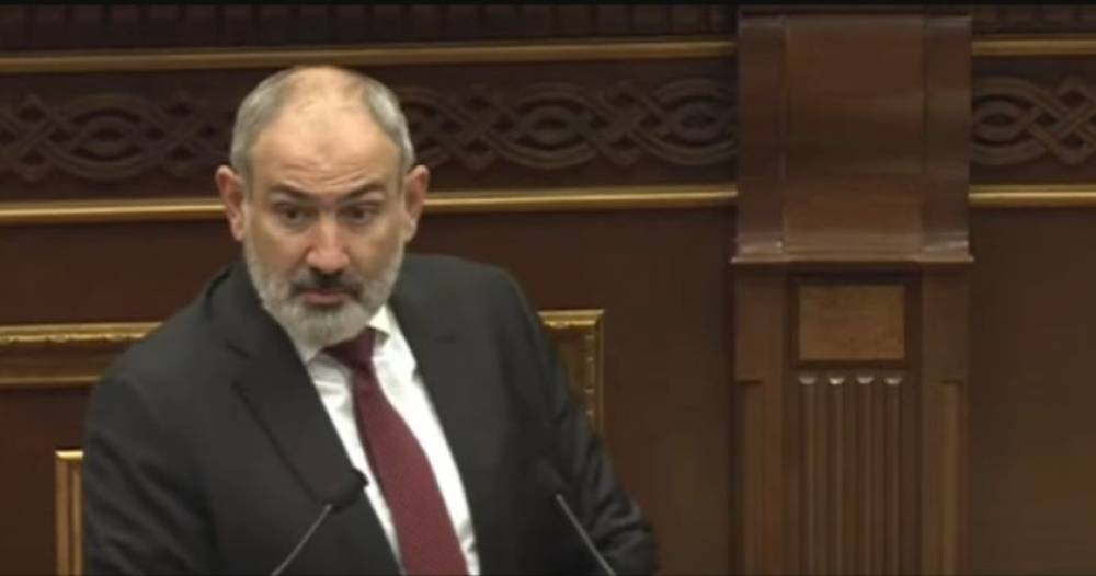 Ականջից բռնեցինք, պատգամավոր դարձրինք, ինձ ձայնագրեց, տարավ Սերժ Սարգսյանին տվեց. Փաշինյան (Video)