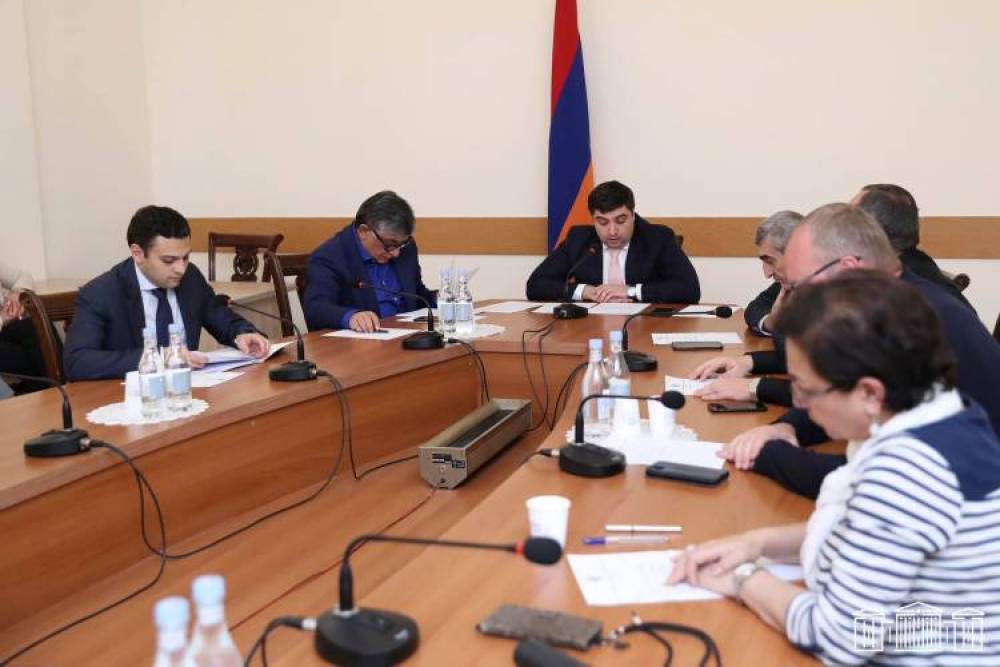 ՔՊ-ն ուզում է ընդդիմության շարքերից իր համար ցանկալի անձանց հանձնաժողովի նախագահ ընտրել․ «Հրապարակ»