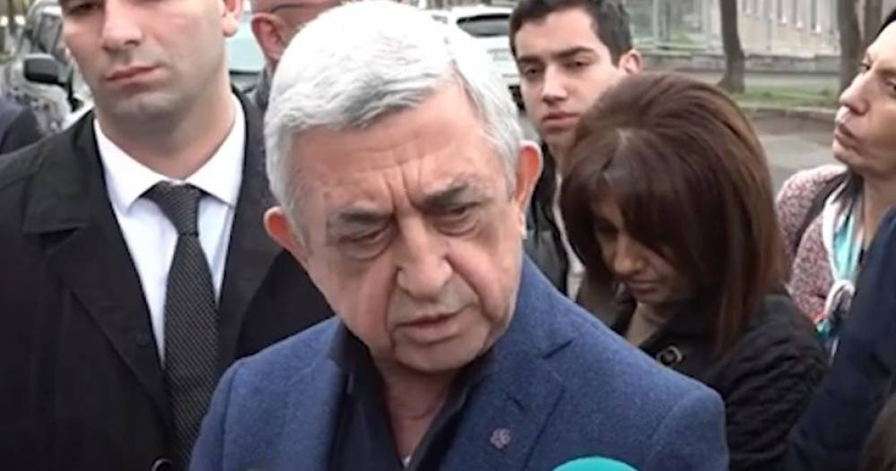 էդ միլիարդների զենքը, որ ասեց՝ Ադրբեջանին հանձնել են, ի՞ր բերածն էր. Սերժ Սարգսյան