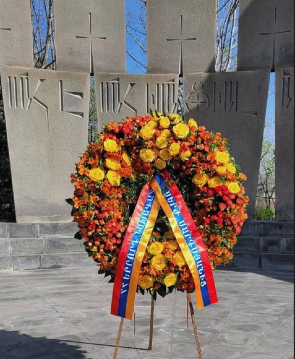 Սերժ Սարգսյանի անունից հարգանքի տուրք է մատուցվել ապրիլյան հաղթական պատերազմի հերոսների հիշատակին