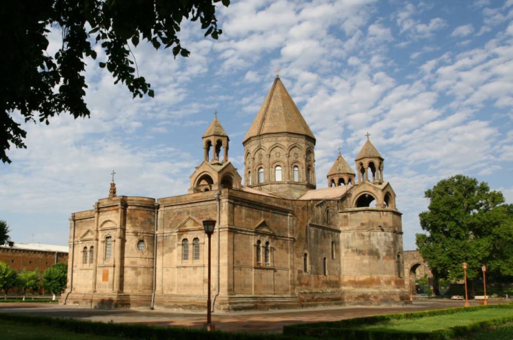 Առավել քան մտահոգիչ է նախագծում «զուգընկեր» հասկացության նորամուծությունը. Մայր Աթոռ
