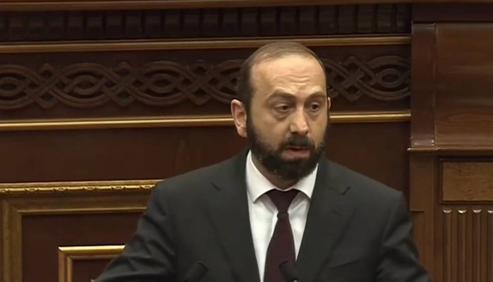 Էն բակում, որտեղ ես եմ մեծացել, հետևից խոսողին… Միրզոյանը՝ ընդդիմության ներկայացուցիչներին