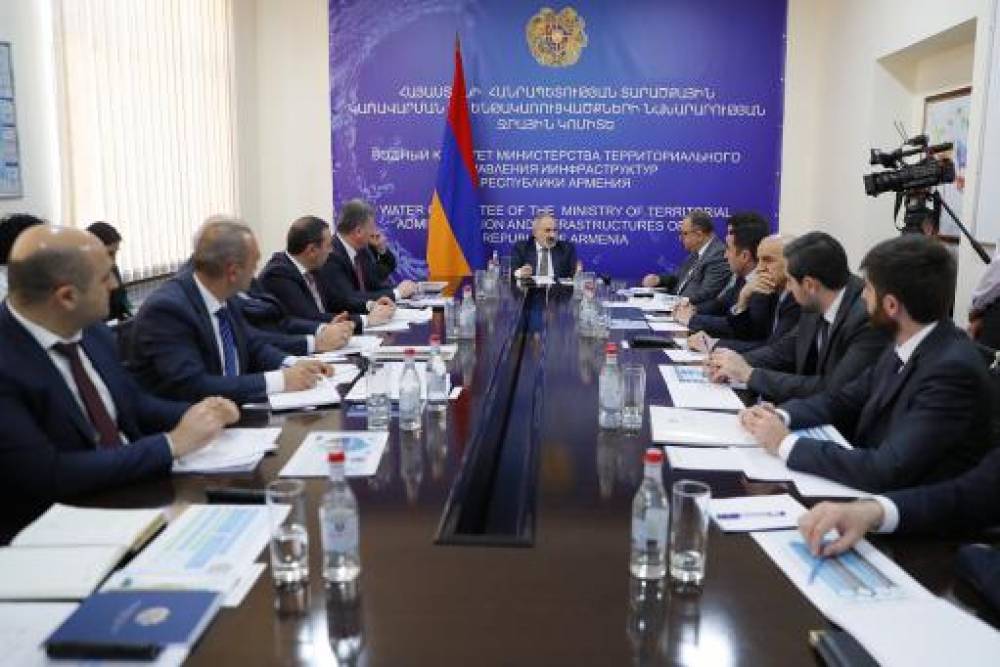 Ափսե լվանալու ջուրը լցվում է Սևանը, ինչ սիգը կլանում է, հետո այդ ձուկը դնում ենք սեղանին․ Փաշինյան