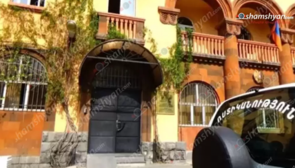 71-ամյա տղամարդը բռնել է 13-ամյա աղջկա ձեռքը, քաշել դեպի իրեն և փորձել անառակաբարո արարք կատարել