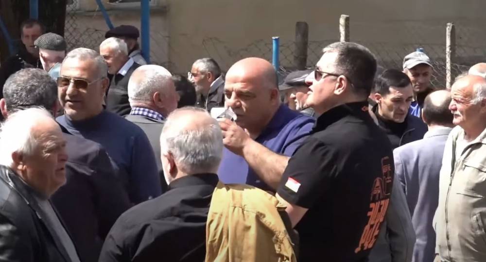 Ուղիղ․ Ոսկեպարում շտապ հավաք է