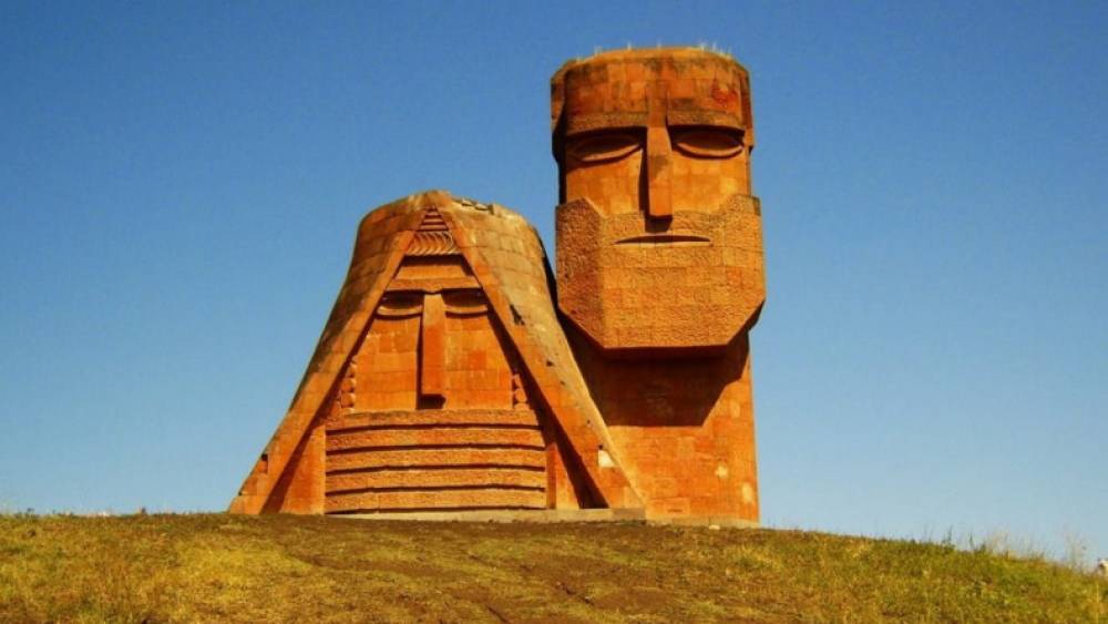 «Մենք ենք մեր սարերը» հուշարձանը դարձել է Բաքվի հակահայկական ռազմավարության հերթական թիրախը