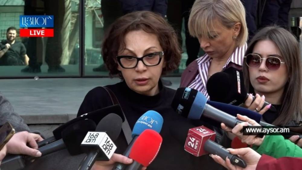 Դավիթ Մինասյանի մայրը՝ Գայանե Մինասյանը, դիմել է ՀՀ ԿԳՄՍ նախարարին, խնդրել տալ երաշխավորություն