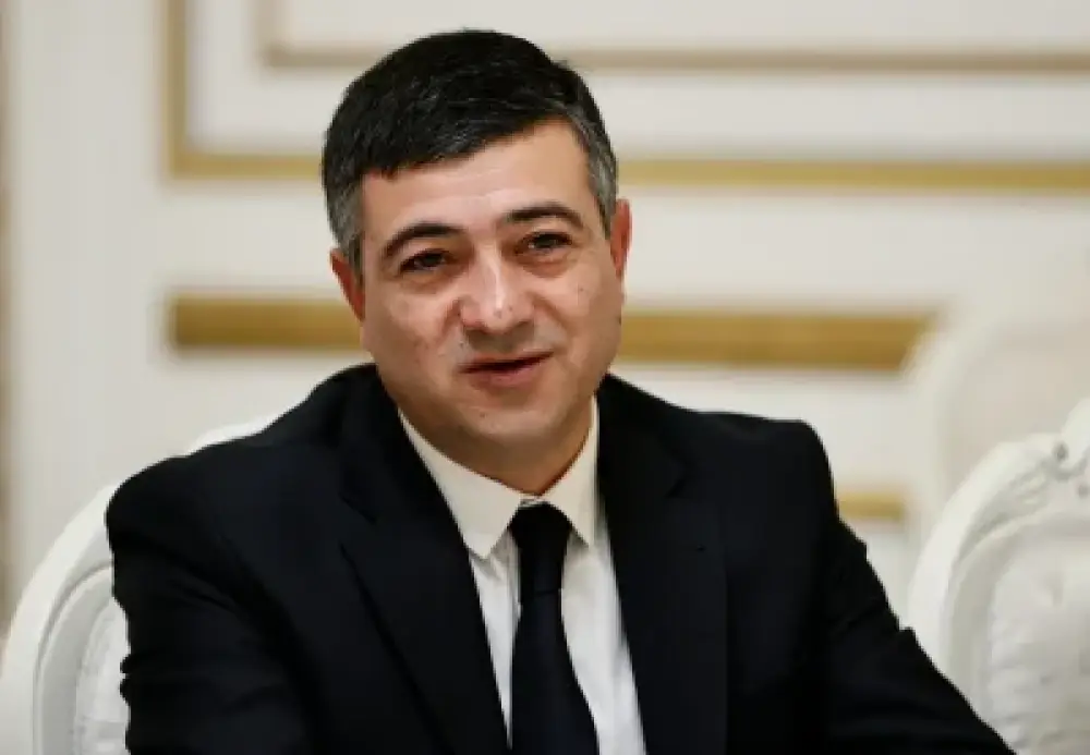 Սարիկ Մինասյանը Ֆեյսբուքում հայհոյել եւ վիրավորել է օգտատերերին (ֆոտո)