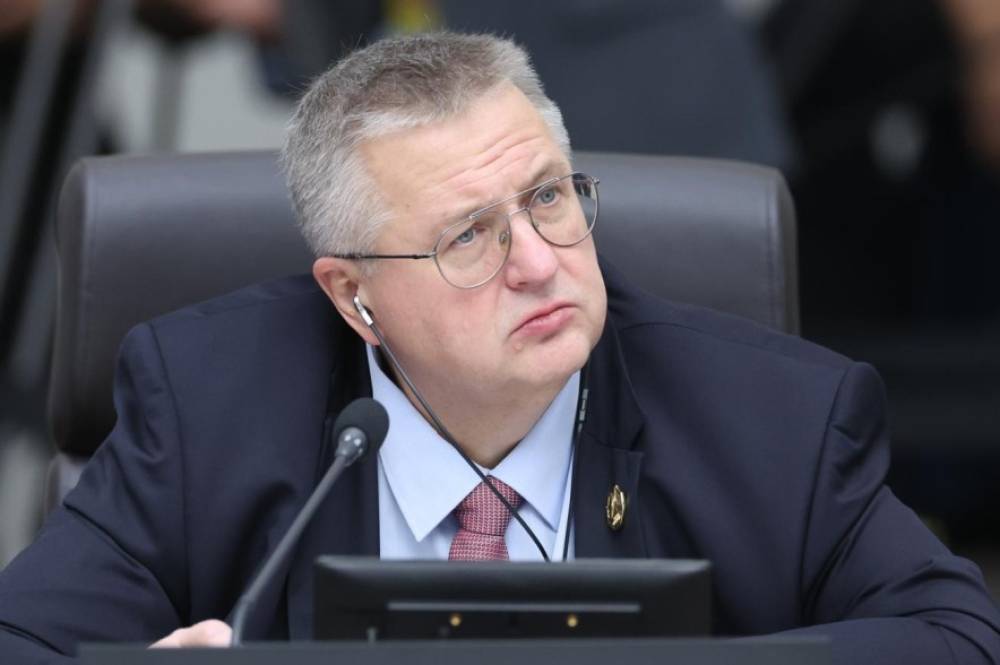 Արևմտամետները «արհեստավարժորեն» գայթակղում են Հայաստանին. Օվերչուկ