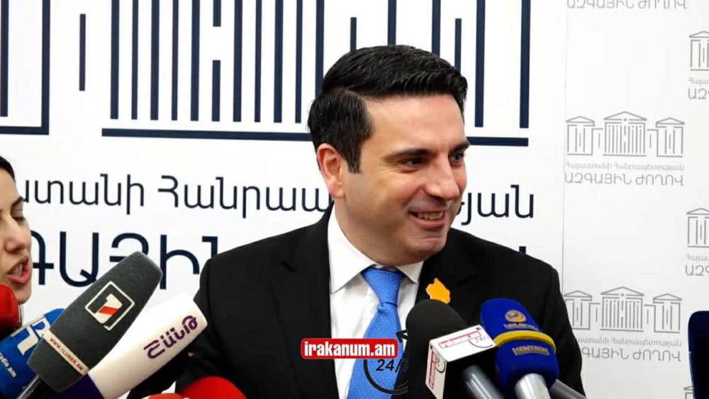 «Արի ստեղ կանգնի». վեճ Ալեն Սիմոնյանի եւ լրագրողի միջեւ