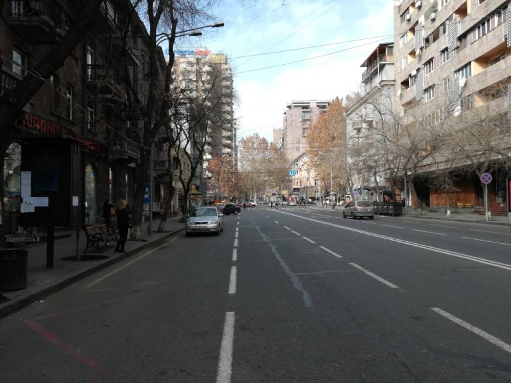 Երևանի ավագանու մեծամասնությունը բոյկոտեց Ամիրյան փողոցը Պապ թագավորի անունով փոխելու որոշման քվեարկությունը