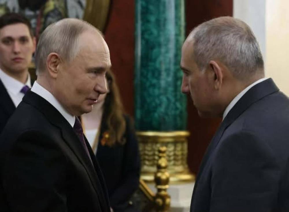 Կոշտ զրույց է ընթացել փակ դռների հետեւում․ «Հրապարակ»