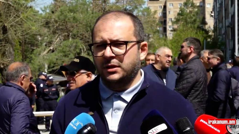 Դու ո՞վ ես, որ հայրենանվեր մարդուն ասես` «բոմժ կսարքեմ». Մխիթարյանը` Նիկոկ Փաշինյանին