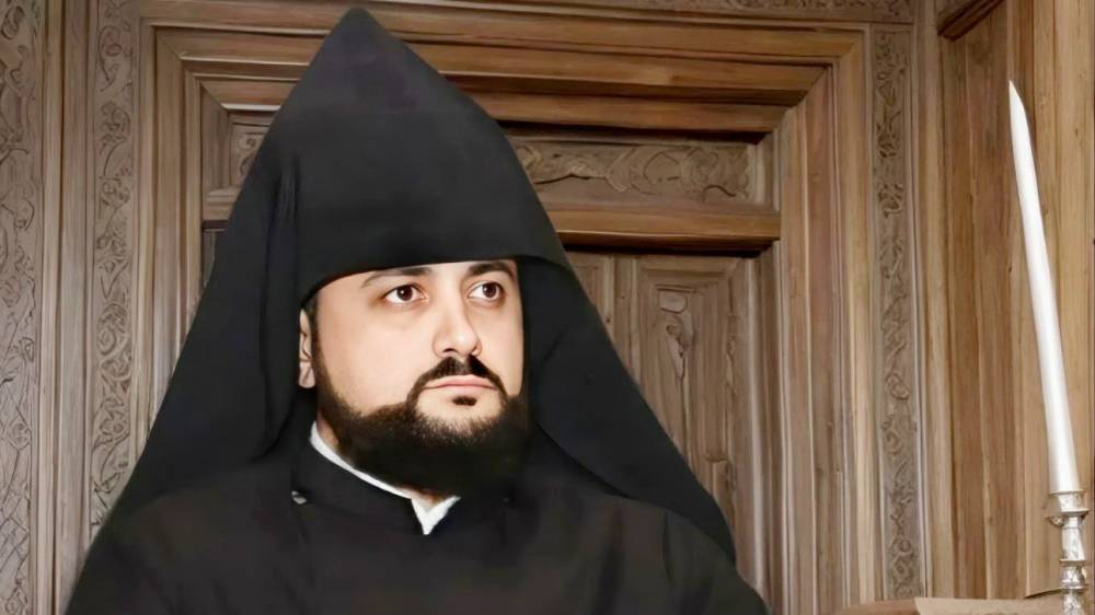 Ինչ էլ որ լինի, երբեք չպետք է դավաճանել Եկեղեցիդ, Հայրենիքդ ու Ընտանիքդ. Հայր Դերենիկ