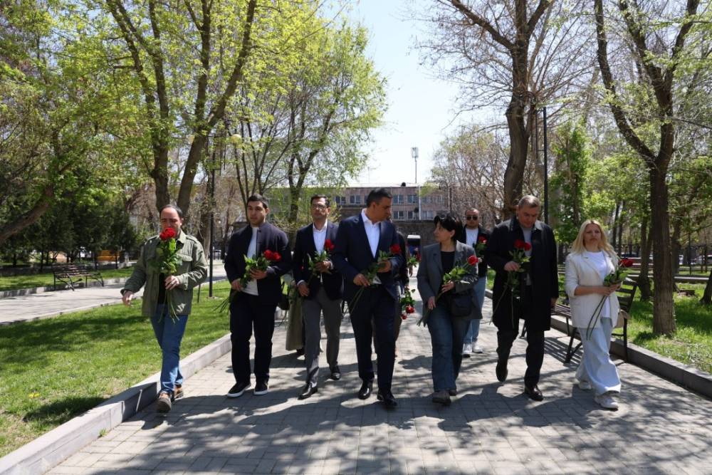 Կարեն Դեմիրճյանի նախադեպը պարզ բան է ասում՝ հայը կարող է լինել հերոս՝ առանց զենքի. Արման Թաթոյան