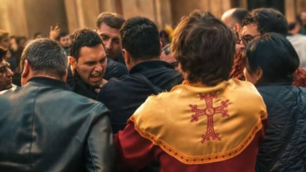 Իսկ ո՞ւր մնաց մարդկությունը. «Փաստ»