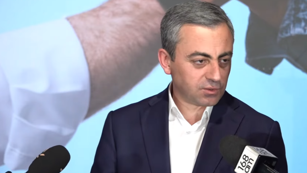 Տեսնելով իշխանության գլխին գտնվողի նոպաները՝ հասկանում ենք, որ ծայրահեղ կերպով ուզում է ընտրությունները վերածի խուժան մի փողոցային գործընթացի. Սաղաթելյան