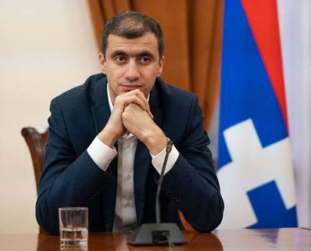 Քիրվայություն՝ գերիների ֆոնին. Մեսրոպ Առաքելյան