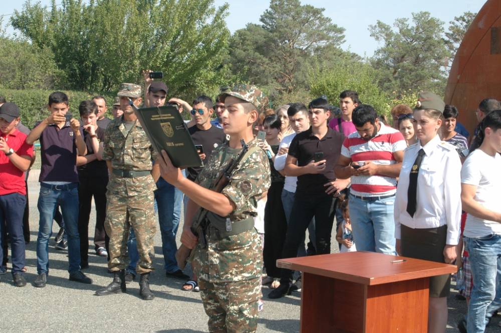 27 նորակոչիկներ երդվեցին