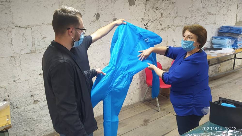 Կարելի է հանգիստ ասել որ վիրուսի 2-րդ, 3-րդ, 4-րդ ալիքներն ապահոված են. համացանցում քննարկում են դիմակի նոր արտադրամասը