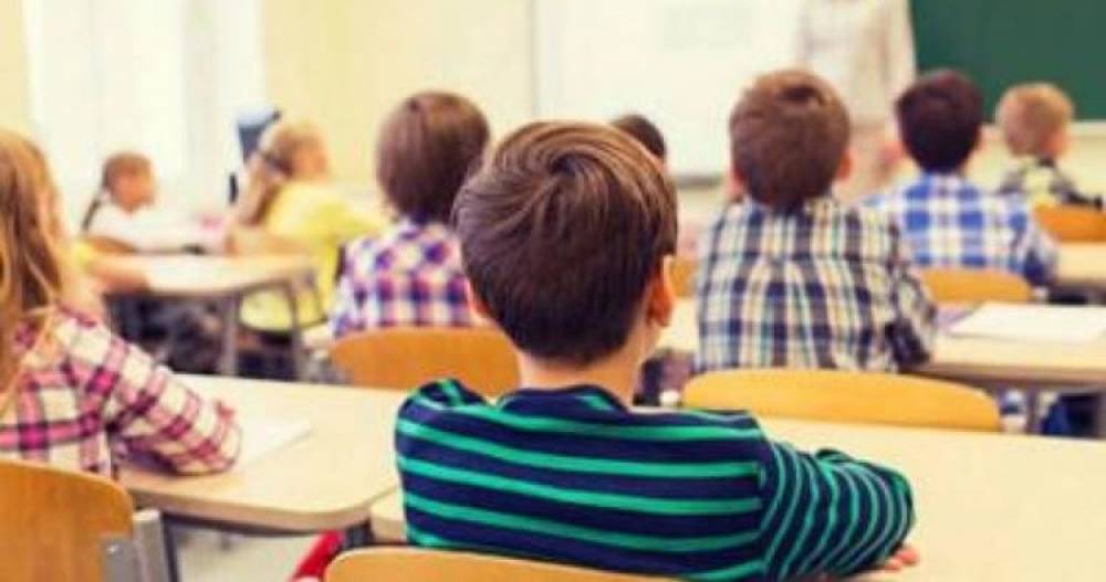 ՄԻՊ-ը հարցադրումներ է ուղարկել ԿԳՄՍ նախարարությանը դպրոցներում երեխաների դիմակ կրելու և մյուս պահանջների առնչությամբ