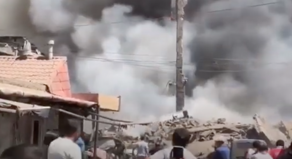 Пожар в Армении. Пожар в Ереване. Взрыв пиротехники в Ереване.