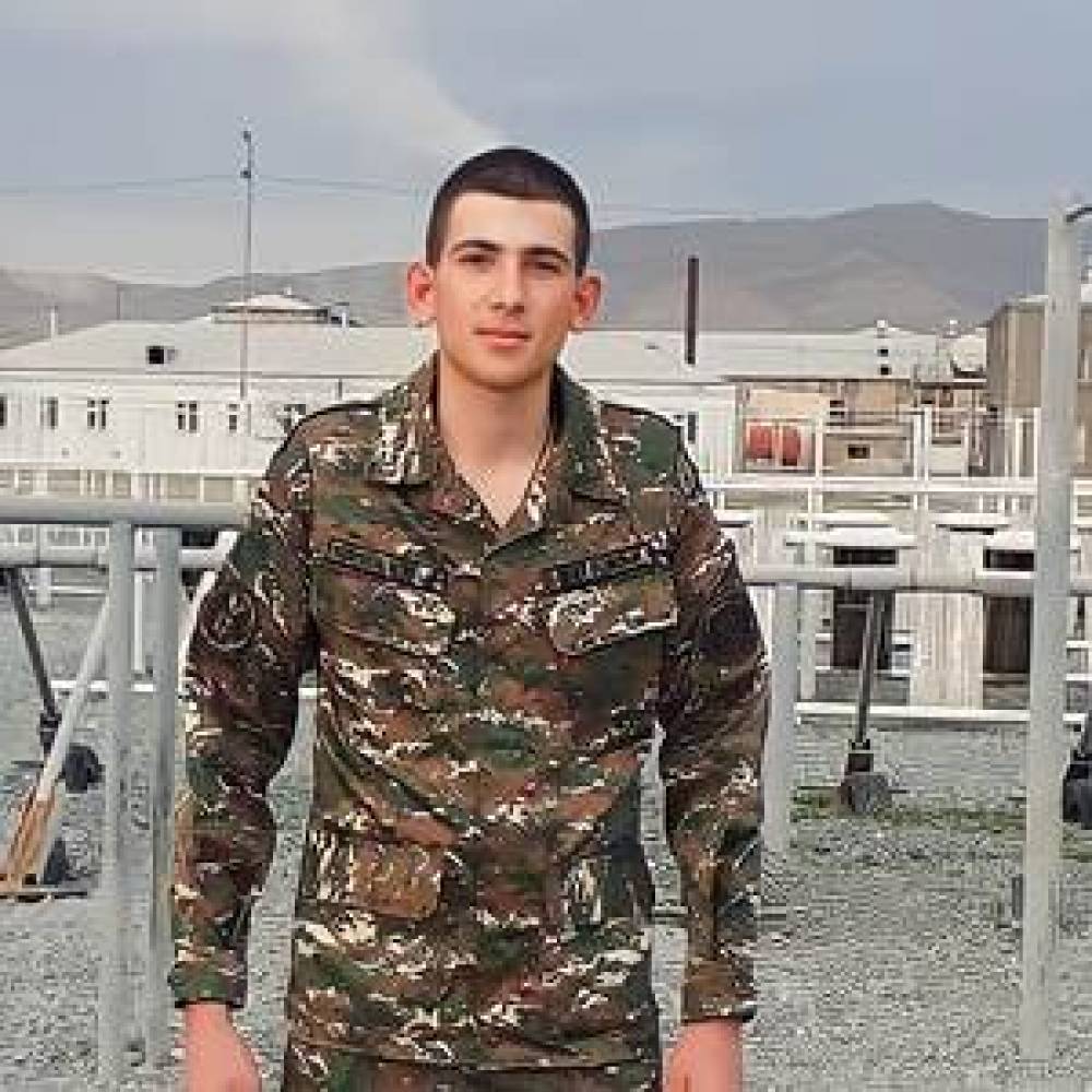 Մեկ օրում ինքնասպանության երկրորդ դեպքը նույն զորամասում. 18-ամյա Գրանիկը Բենիամին գյուղից էր, զորակոչվել էր հունվարին