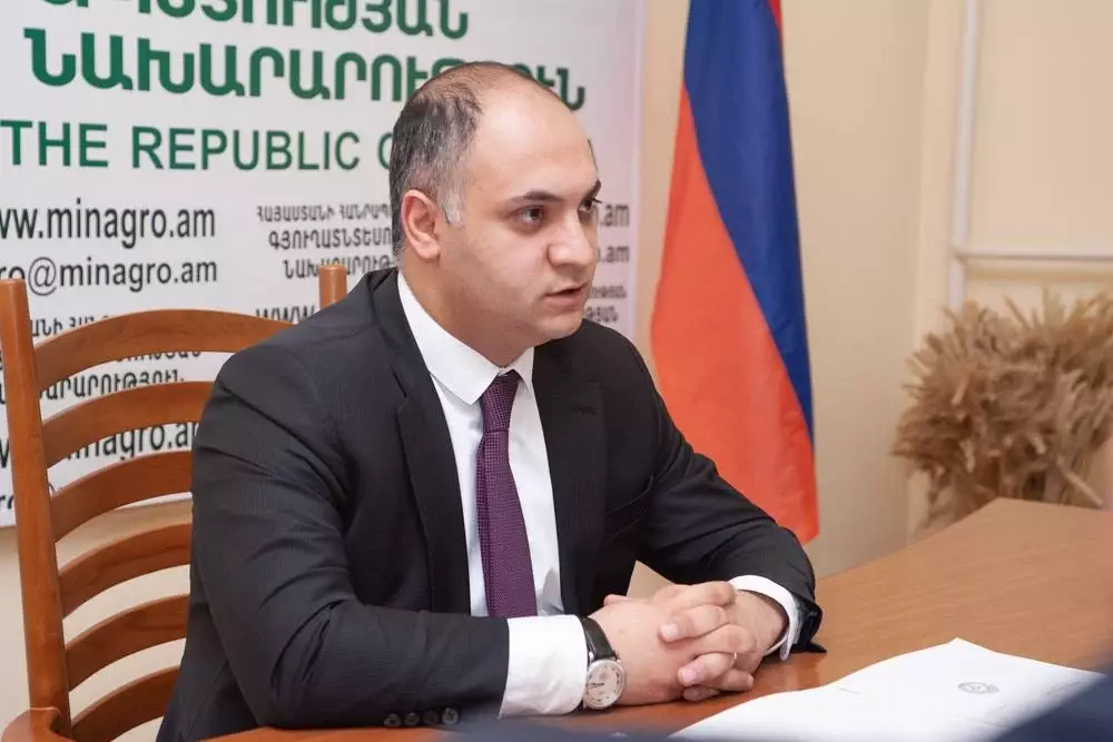 ՏՄՊՊՀ նախագահի կինը 25 հազար դոլար նվիրատվություն է ստացել. ինչ ունեցվածք ունի. «Ժողովուրդ»