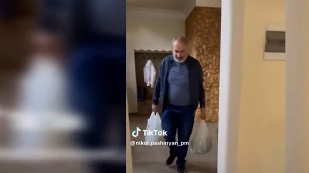 Թևանյան. Նա պարզապես սեփական ազգային «ես»–ից փախչող, գեղցի, կոմպլեքսավոված, տգետ մեկն է