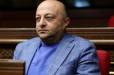 4 տարի առաջ էլ անօրինական ձևով Արթուրին կալանավորեցին, սակայն վերջինս շարք վերադառնալուց անմիջապես հետո, լծվեց իշխող ռեժիմի դեմ պայքարին. Աբրահամյան