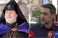 Քննիչը միջնորդության մեջ գրել է՝ Կառավարությունը պահանջում է կաթողիկոսի հրաժարականը