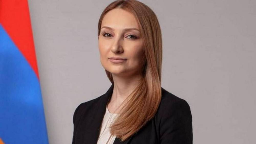 Լիլիթ Մակունցը հետ է կանչվել ԱՄՆ-ում արտակարգ և լիազոր դեսպանի պաշտոնից