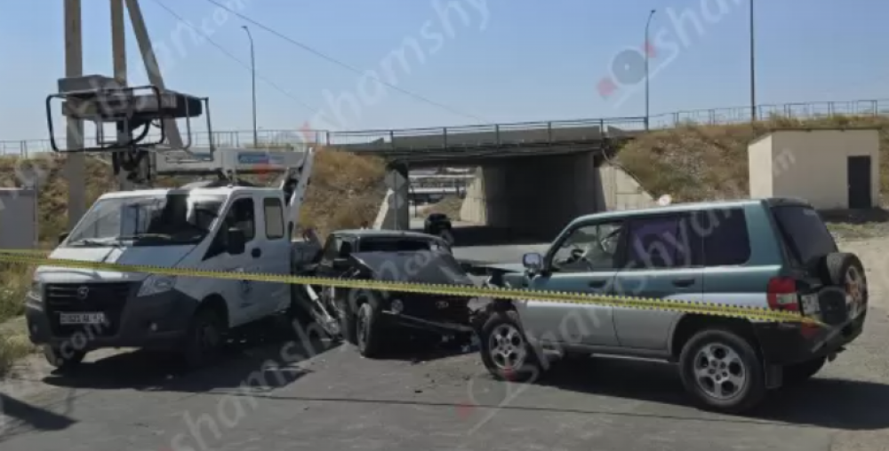 Սիլիկյան խճուղում բախվել են «ՎԱԶ 2121»-ն ու «Mitsubishi»-ն. կան վիրավորներ