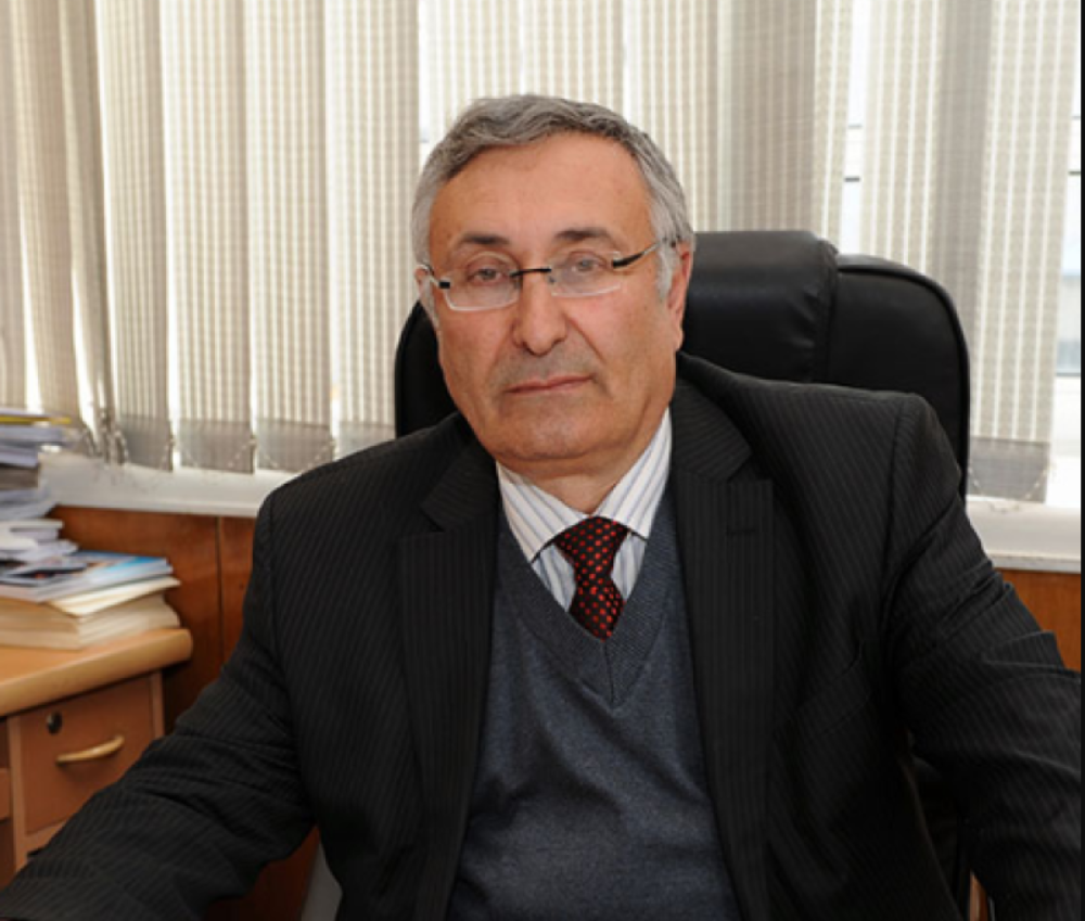 ԵՊՀ ամբիոնի վարիչ Էդիկ Մինասյանը քաղաքացու՝ համալսարան ընդունվելու գործընթացն անխոչընդոտ իրականացնելու համար պահանջել է խոշոր չափերի կաշառք (տեսանյութ)