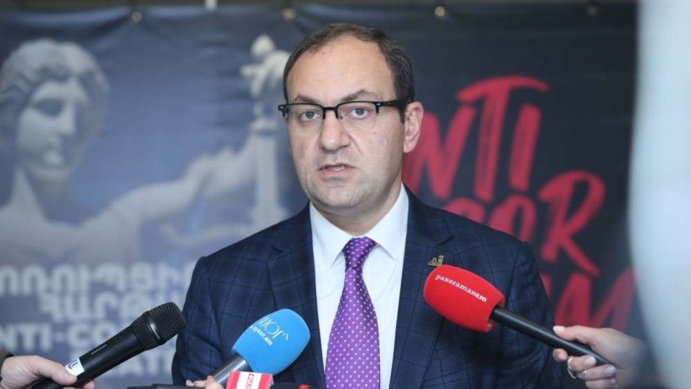 Սահմանադրության հանրաքվեն նշանակվելու է ամեն գնով. Արսեն Բաբայան