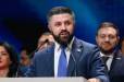 Մեր Ալիկ Ալեքսանյանը նստած է ոչ մի բանի համար. ԱԺ-ում ծափահարեցին Ալեքսանյանին (Տեսանյութ)