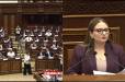 Լարված իրավիճակ ԱԺ-ում․ ՔՊ-ականները հարվածում են սեղանին, ընդդիմությունը՝ ծափ տալիս