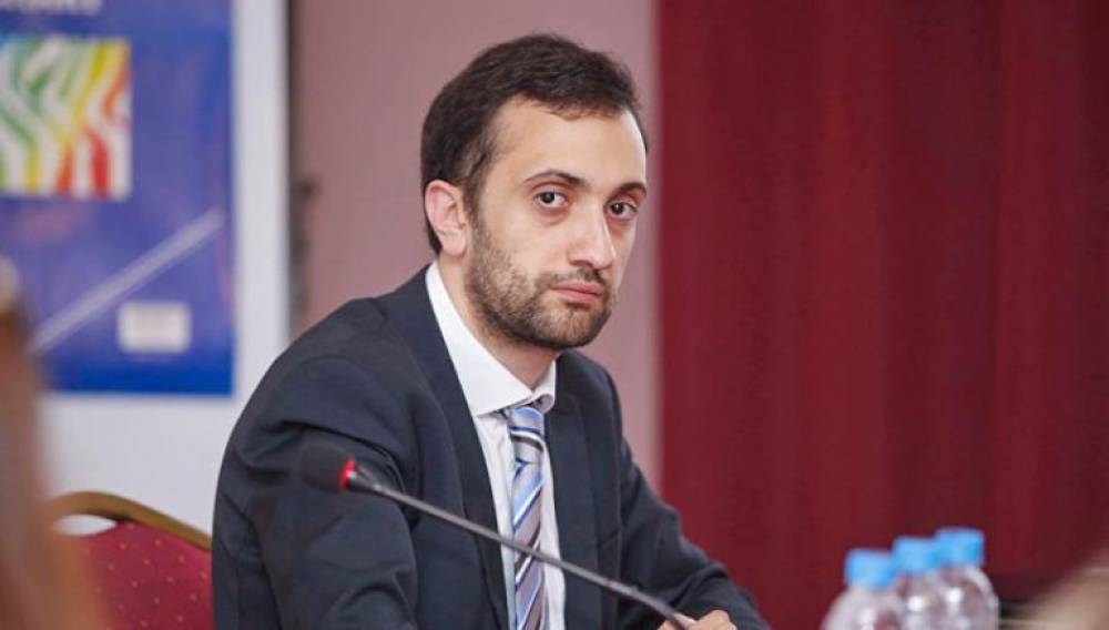 Ինձ մեկ է, թե ով է «Հայփոստի» տնօրենը, բայց ես պահանջում եմ բացատրություններ, թե ինչու՞ են մեր վճարված հարկերից միլիարդներ ծախսվում «Հայփոստի» վրա․ Դանիել Իոաննիսյան